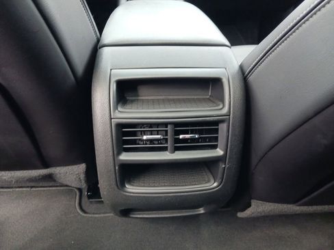 Used 2021 Cadillac XT5 Premium Luxury image 22