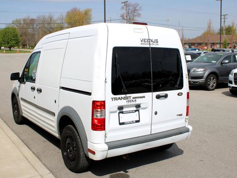 Used 2011 Ford Transit Connect XLT image 4