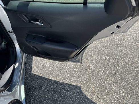 New 2025 Toyota Prius Plug-In Hybrid image 16