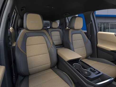 New 2026 Chevrolet Equinox ACTIV AWD/4WD image 16