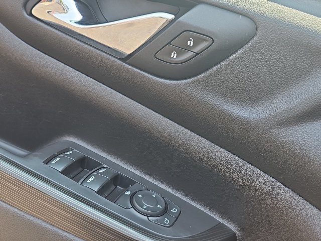 Used 2021 GMC Acadia SLT w/ Elevation Edition AWD/4WD image 26