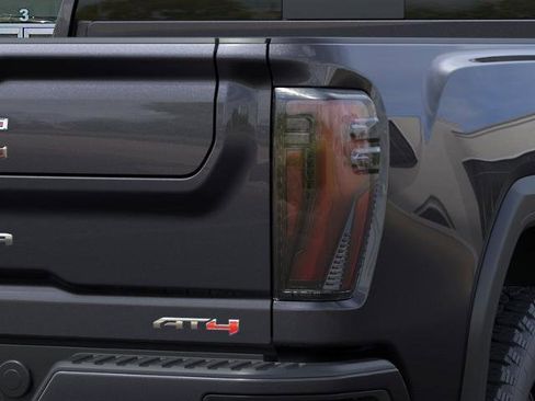 New 2026 GMC Sierra 2500 AT4 w/ AT4 Premium Plus Package AWD/4WD image 43