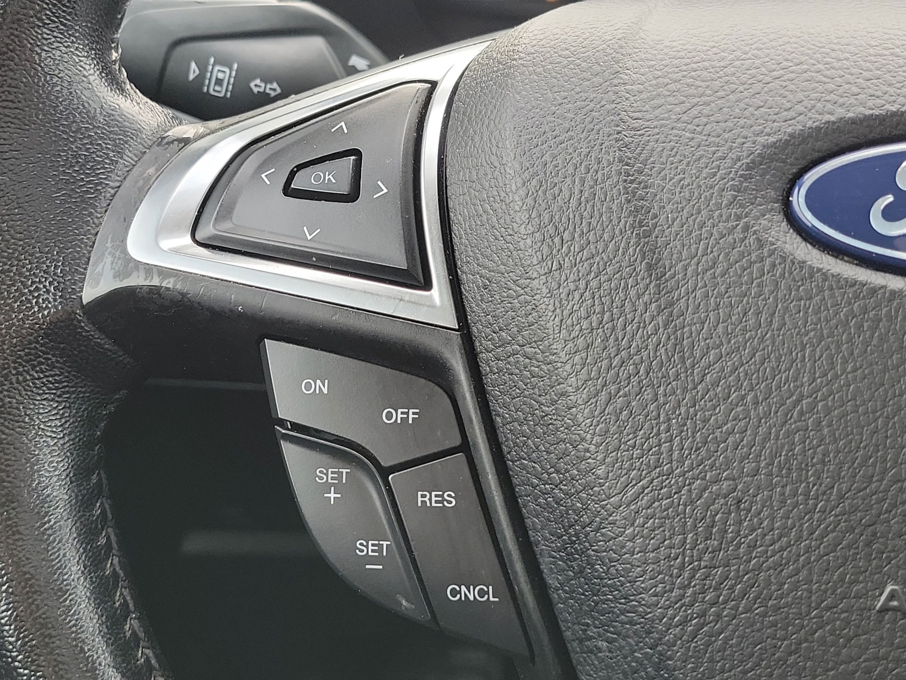 Used 2024 Ford Edge SEL w/ Convenience Package AWD/4WD image 23