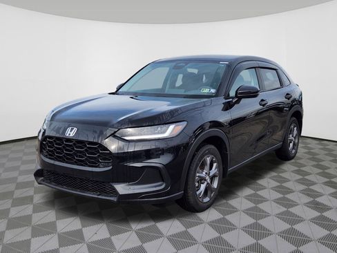 Certified 2026 Honda HR-V LX image 2