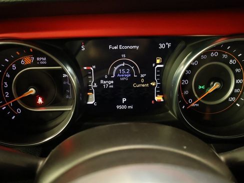 Used 2023 Jeep Wrangler Rubicon image 4