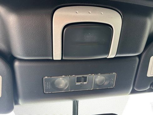 Used 2004 Nissan 350Z Touring image 18