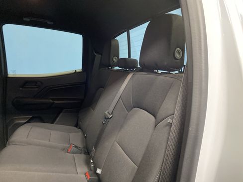 Used 2024 Chevrolet Colorado Trail Boss image 27