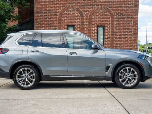 Used 2024 BMW X5 sDrive40i w/ Premium Package RWD image 4