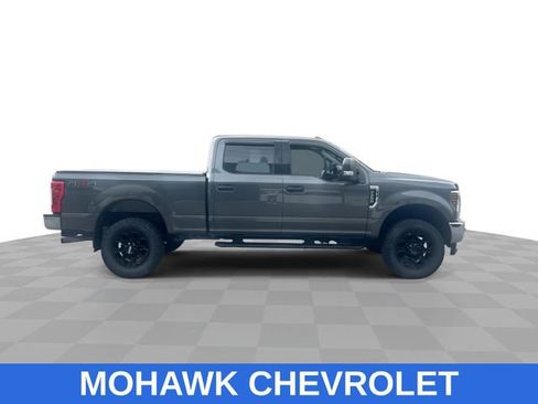 Used 2019 Ford F250 XLT w/ XLT Value Package AWD/4WD image 9