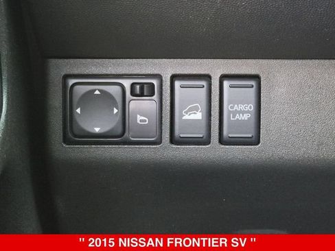 Used 2015 Nissan Frontier SV w/ SV Value Truck Package AWD/4WD image 18
