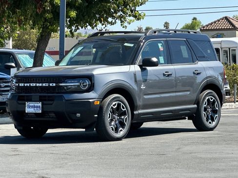 New 2025 Ford Bronco Sport Outer Banks image 8