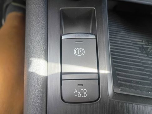 New 2026 Nissan Kicks SV image 16