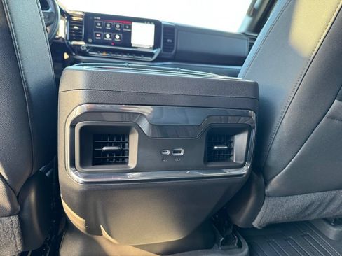 Certified 2022 GMC Sierra 1500 Elevation w/ Elevation Premium Package AWD/4WD image 30