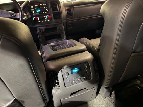 Used 2007 Chevrolet Silverado 3500 LT w/ Heavy-Duty Power Package AWD/4WD image 23