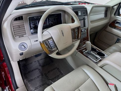Used 2013 Lincoln Navigator 2WD w/ HD Trailer Tow Pkg image 20