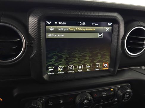 Used 2022 Jeep Wrangler Unlimited Sahara w/ LED Lighting Group AWD/4WD image 25
