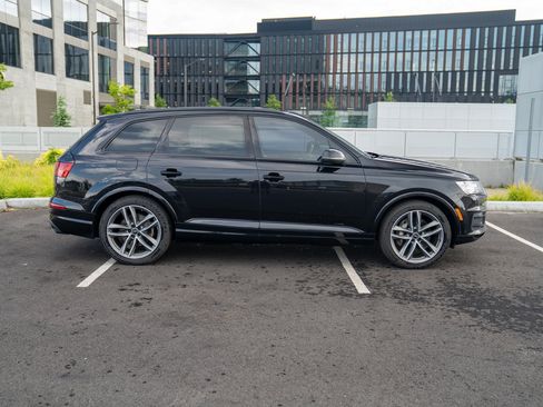 Used 2018 Audi Q7 3.0T Prestige w/ Prestige Package AWD/4WD image 8