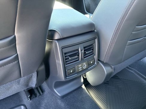 New 2026 Subaru Outback Limited AWD/4WD image 31