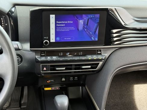 Certified 2025 Toyota Camry LE image 18