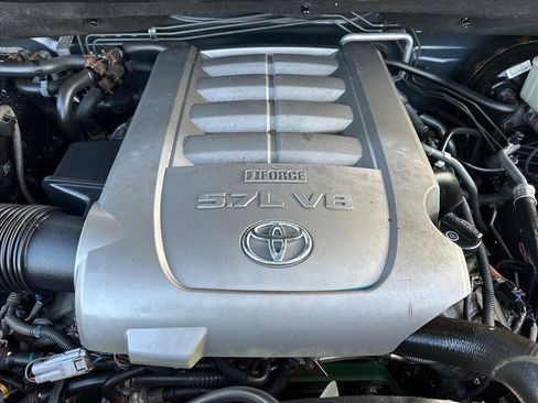 Used 2008 Toyota Sequoia Platinum image 19