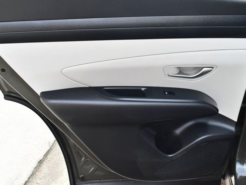 Used 2025 Hyundai Tucson SEL FWD image 18