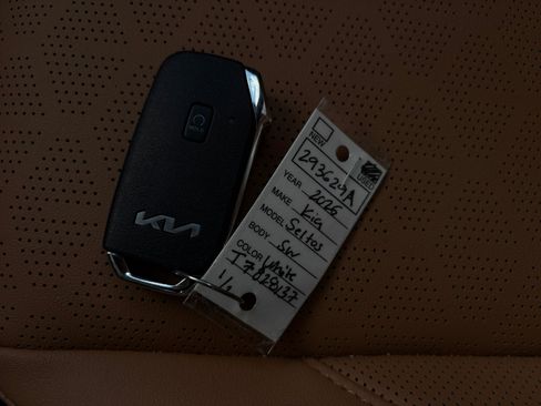 Used 2026 Kia Seltos EX w/ EX Sunroof Package FWD image 32