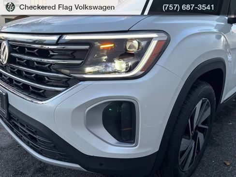 New 2026 Volkswagen Atlas SE image 13