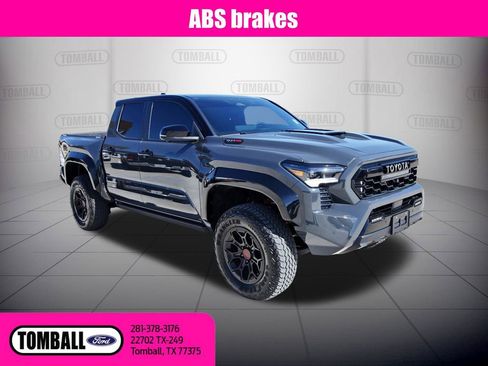 Used 2025 Toyota Tacoma TRD Pro image 11