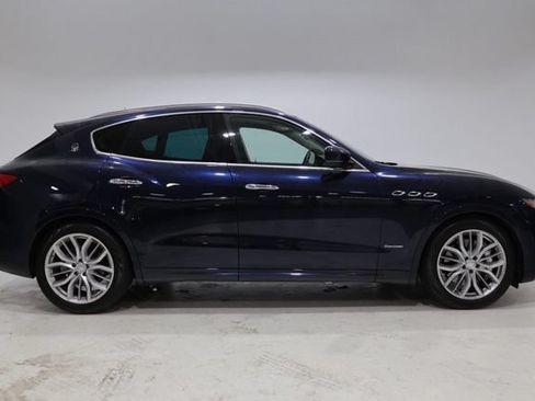 Used 2019 Maserati Levante S GranLusso AWD/4WD image 8