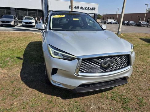 Used 2020 INFINITI QX50 Luxe w/ Navigation Package image 2