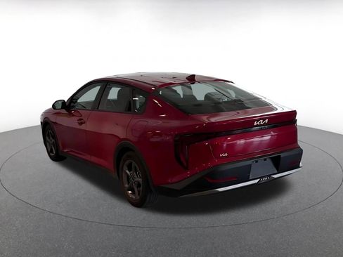 Used 2025 Kia K4 LXS image 10