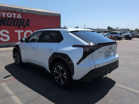 Used 2025 Toyota bZ4X FWD w/ Weather Package image 5