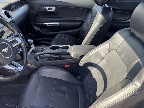 Used 2020 Ford Mustang Premium image 10