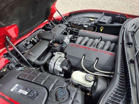 Used 1998 Chevrolet Corvette Convertible image 26