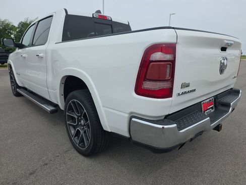 Used 2019 RAM 1500 Laramie AWD/4WD image 7