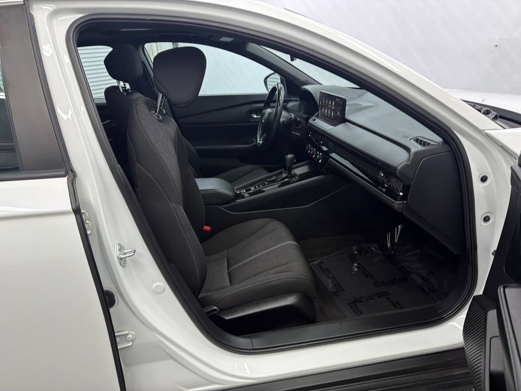 Used 2023 Honda Accord Sport image 14