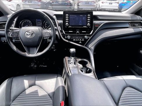 Used 2024 Toyota Camry SE FWD image 13