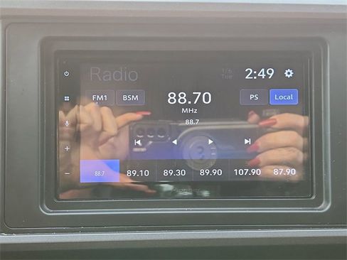 Used 2019 Toyota Tacoma TRD Off-Road image 13