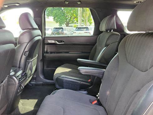 Used 2024 Hyundai Palisade Calligraphy AWD/4WD image 14