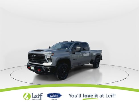 Used 2025 Chevrolet Silverado 2500 LT w/ Trail Boss Package image 4