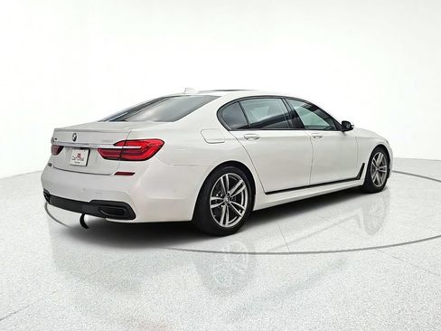Used 2019 BMW 750i xDrive w/ Executive Package AWD/4WD image 6