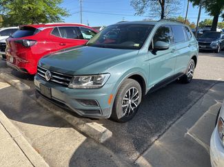 Used 2021 Volkswagen Tiguan SE video 1