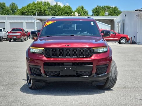 Certified 2023 Jeep Grand Cherokee L Altitude AWD/4WD image 2