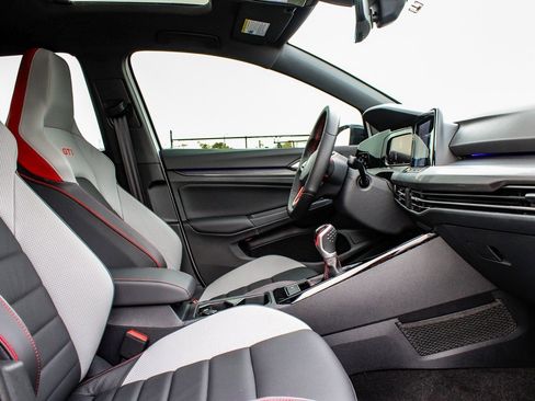 Used 2024 Volkswagen GTI SE image 42