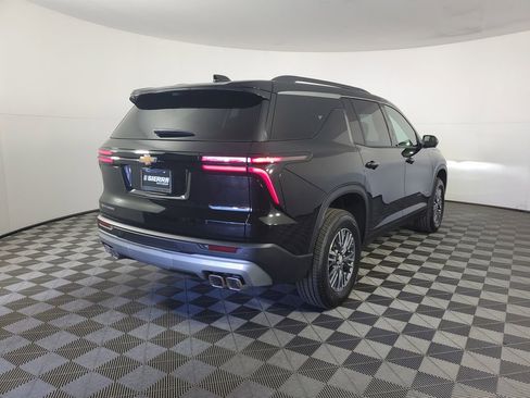 New 2026 Chevrolet Traverse LT w/ Driver Confidence Package image 4