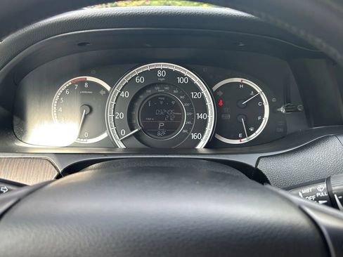 Used 2013 Honda Accord EX-L image 9