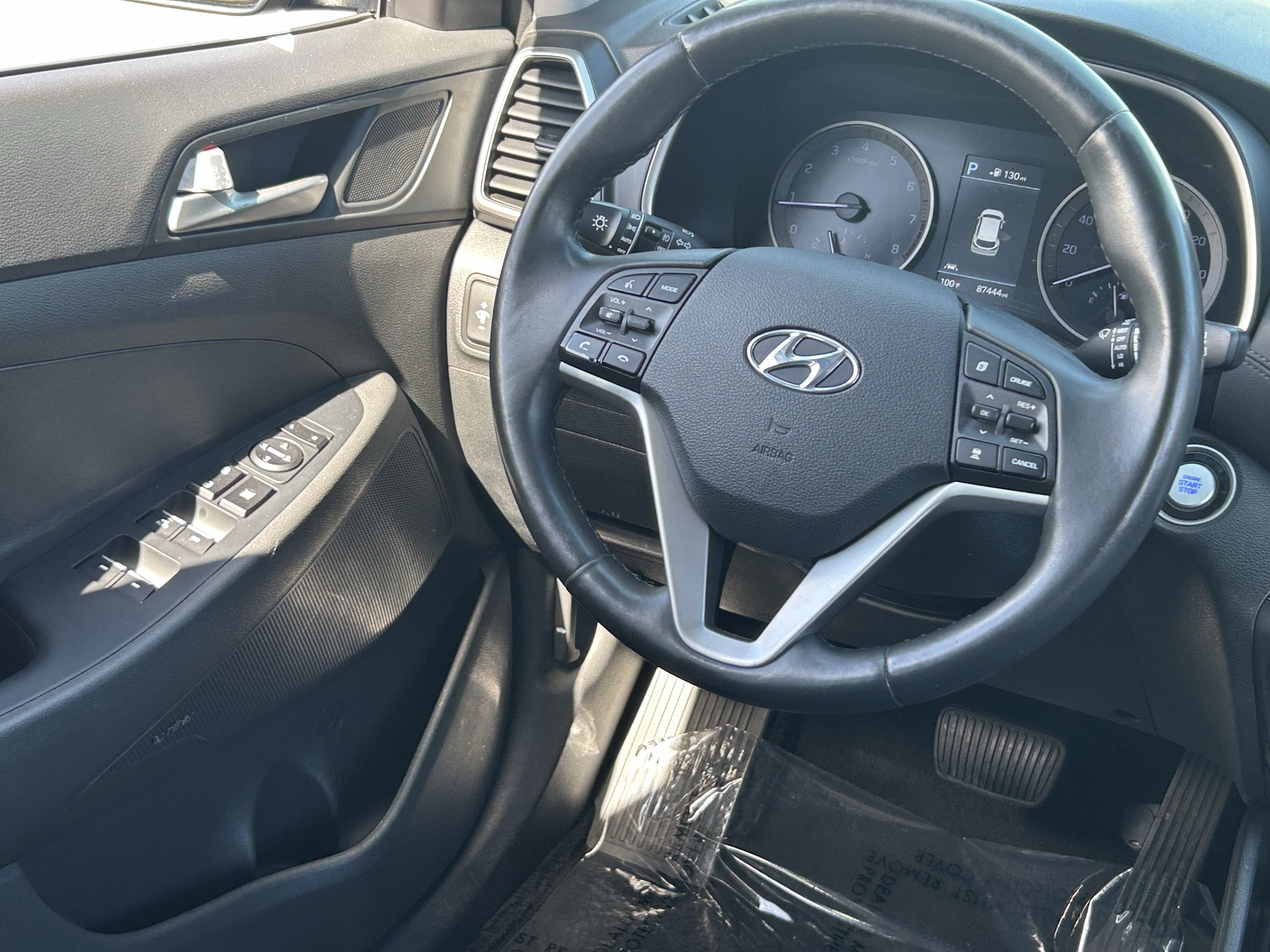 Used 2019 Hyundai Tucson Ultimate w/ Cargo Package FWD image 16