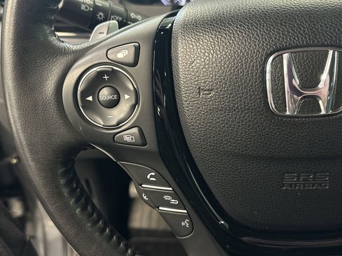 Used 2020 Honda Ridgeline RTL-E image 34