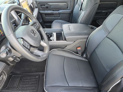 New 2026 RAM 2500 Limited image 12