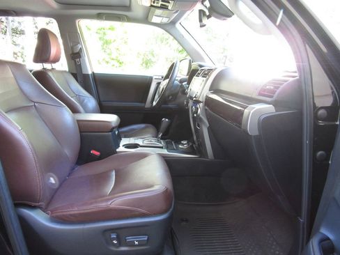 Used 2021 Toyota 4Runner Limited AWD/4WD image 20
